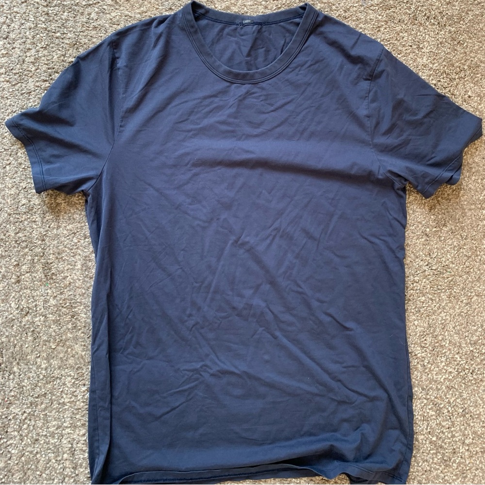 Lululemon work out shirt